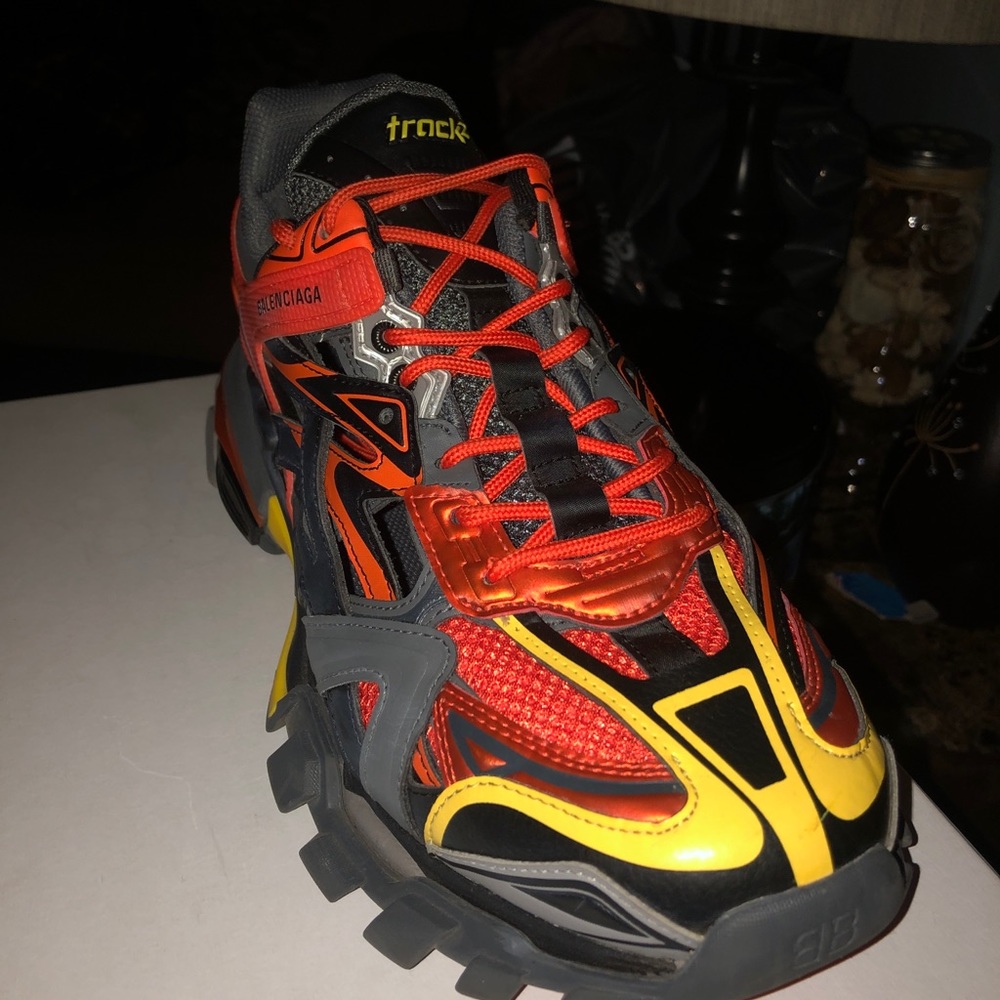 balenciaga track 2